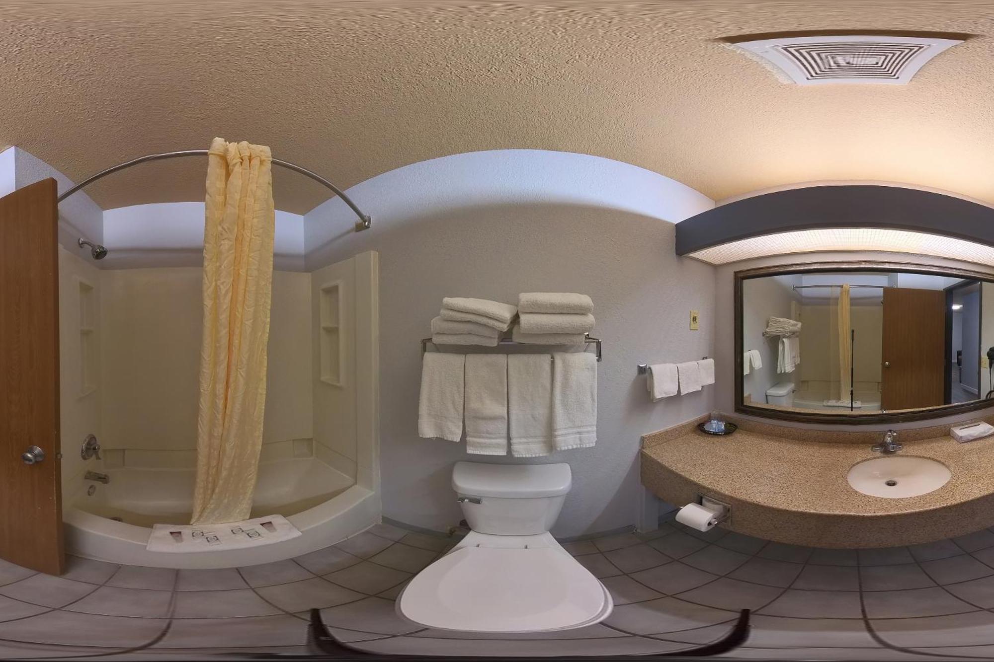 Coratel Inn And Suites By Jasper Eagan St Paul Airport & Mall Of America Extérieur photo